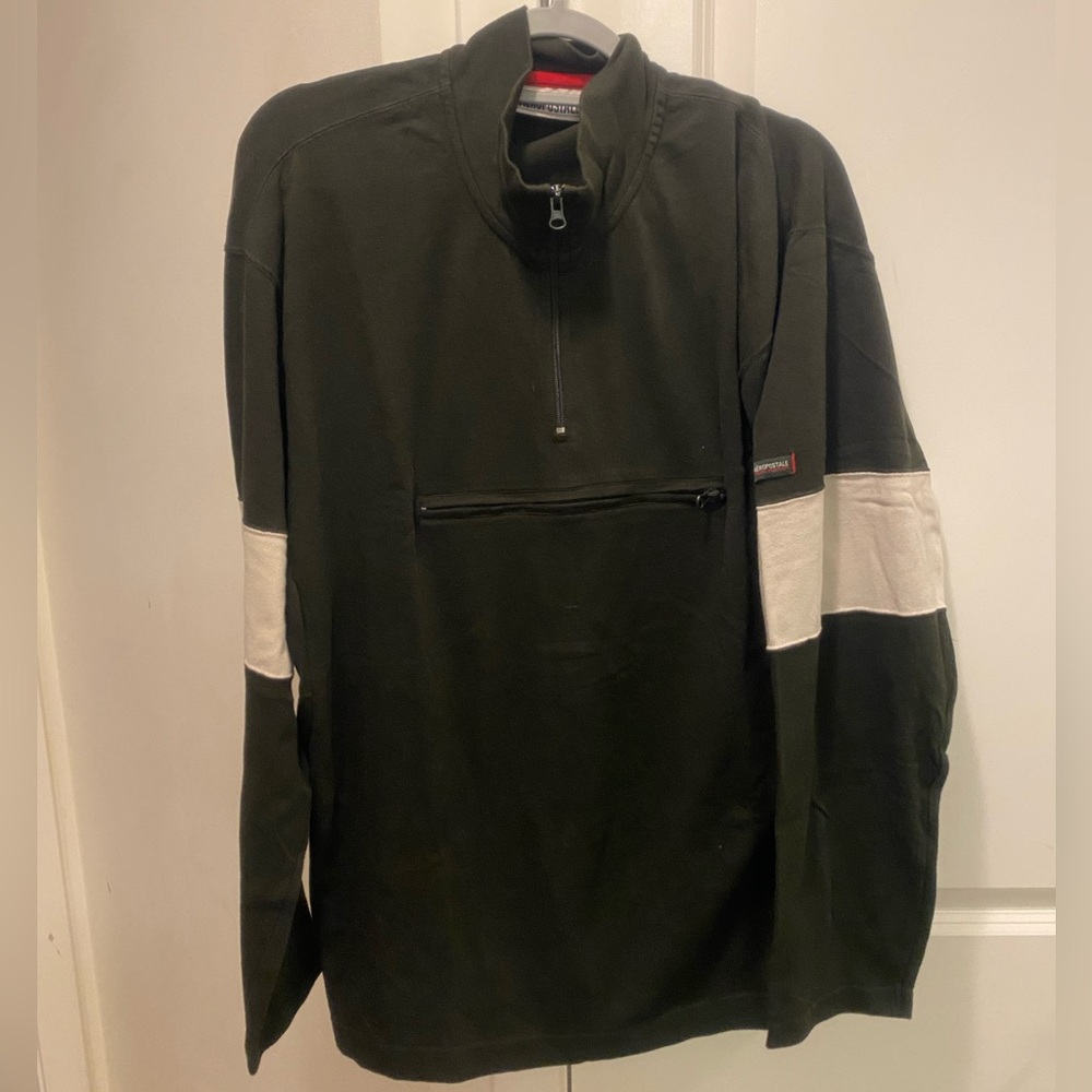Aeropostale Men's Black and White Zip-Up Sweater